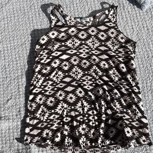 NATIVE DESIGN TANK, S, MAURICES